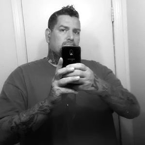 Meet your Posher, Raymond